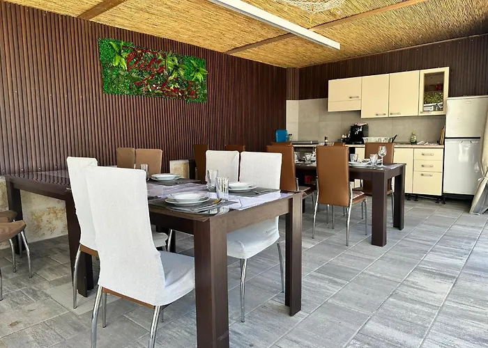 Апартаменты Family-friendly With Swimming Pool - 23976 *