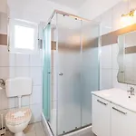 Family-friendly With Swimming Pool - 23976 Daire