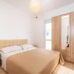 Daire Family-friendly With Swimming Pool - 23976